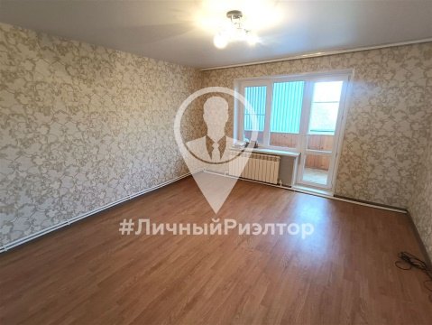 2-к квартира, 1/3 эт., 50м²