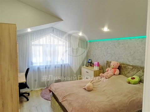 Дом 136м², участок 10 сот.